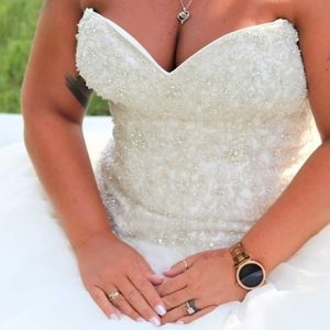 Beautiful Vintage Wedding Dress